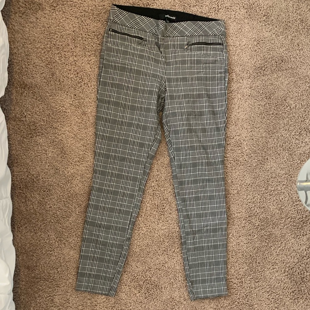 Chic Plaid Skinny Pants for Women